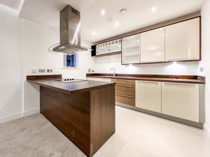 Kitchen area- click for photo gallery